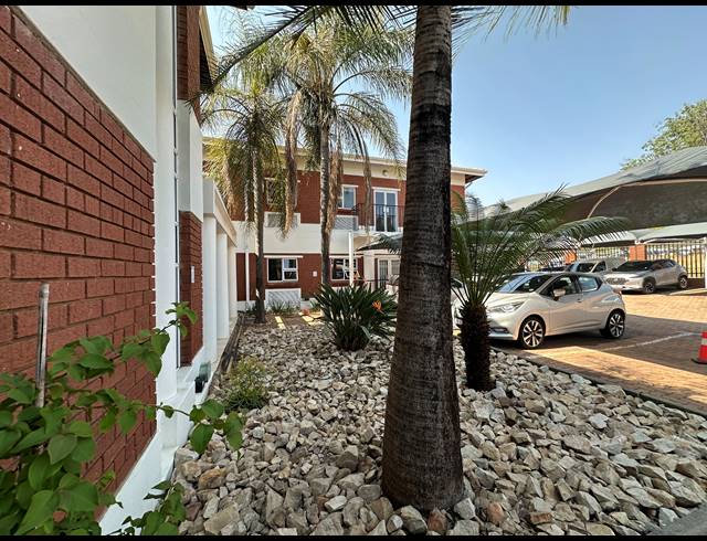 50.50M² OFFICE TO LET IN CENTURION CENTRAL
